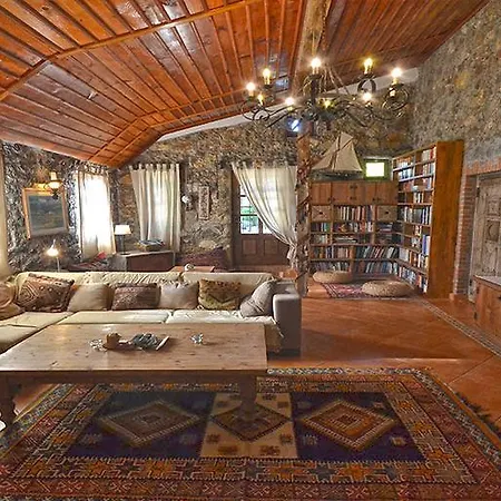 Tas Evi Kayaköy